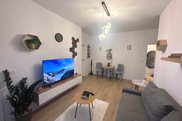 Apartament 1+1 me qera ,21 Dhjetori