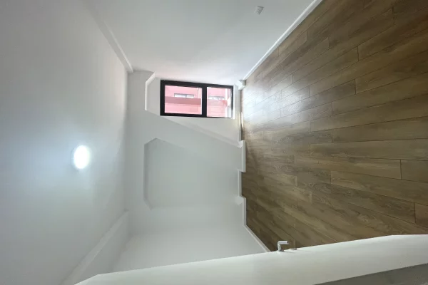 Apartament me qera tek Garden Building