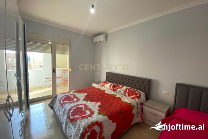 Shtepi me qera Apartament ne Durres, 1+1, Mobilimi E mobiluar, Pagesa 400  Euro.