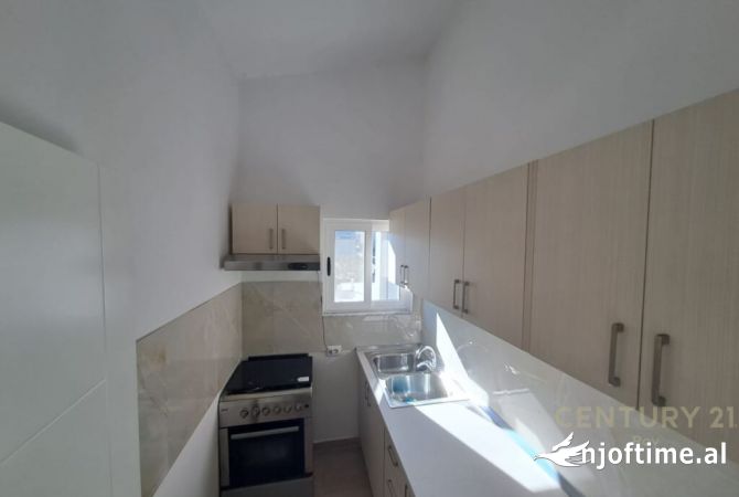 Shtepi me qera 2+1 ne Durres - 450 Euro