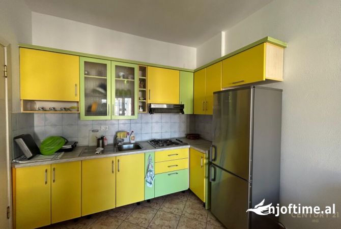 Shtepi ne shitje Apartament ne Durres, 1+1, Mobilimi E mobiluar, Pagesa 67,000  Euro.
