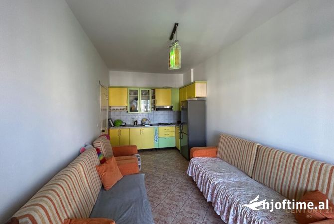 Shtepi ne shitje Apartament ne Durres, 1+1, Mobilimi E mobiluar, Pagesa 67,000  Euro.