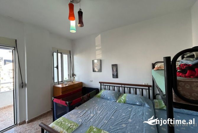 Shtepi ne shitje Apartament ne Durres, 1+1, Mobilimi E mobiluar, Pagesa 67,000  Euro.