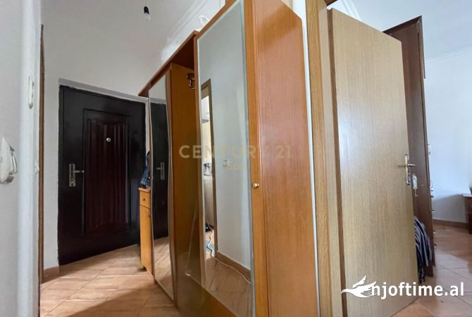 Shtepi ne shitje Apartament ne Durres, 1+1, Mobilimi E mobiluar, Pagesa 76,000  Euro.