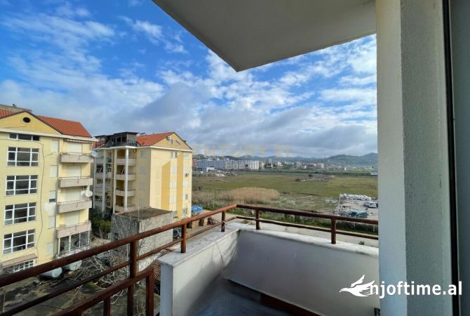 Shtepi ne shitje Apartament ne Durres, 1+1, Mobilimi E mobiluar, Pagesa 76,000  Euro.