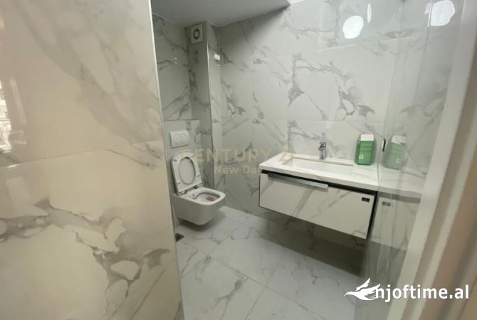 Shtepi ne shitje Duplex(shtepi me 2 kate) ne Durres, 2+1, Mobilimi E mobiluar, Pagesa 178,000  Euro.