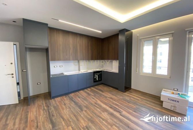 Shtepi ne shitje Duplex(shtepi me 2 kate) ne Durres, 2+1, Mobilimi E mobiluar, Pagesa 178,000  Euro.