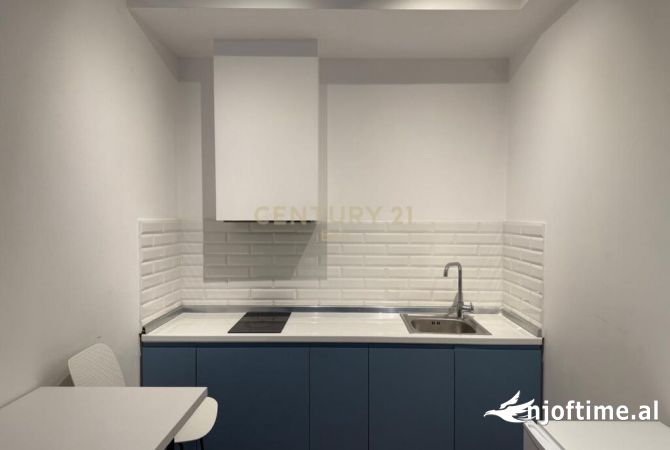 Shtepi ne shitje Apartament ne Durres, 5+1, Mobilimi E mobiluar, Pagesa 300,000  Euro.