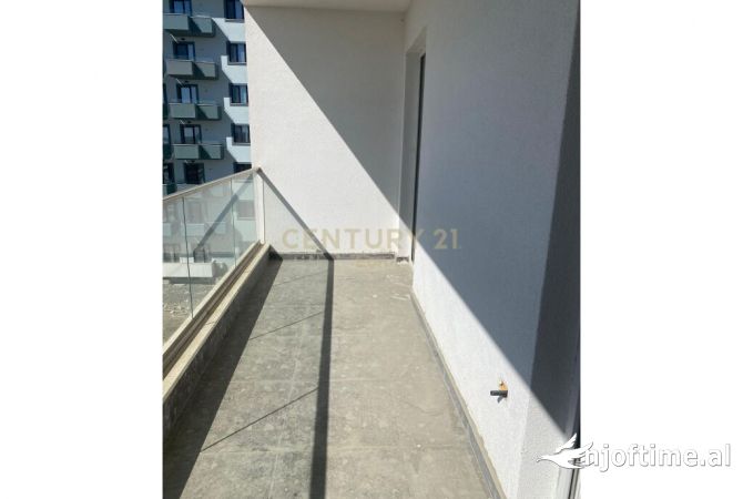 Shtepi ne shitje Apartament ne Durres, 1+1, Mobilimi Bosh, pa mobiluar, Pagesa 129,760  Euro.