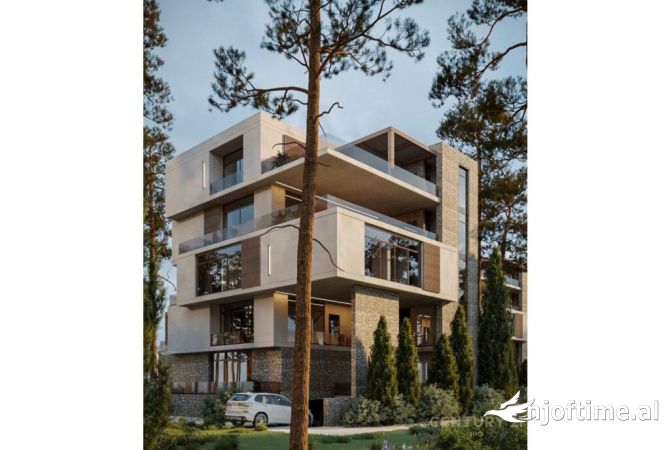 Shtepi ne shitje Penthose(kati i fundit panoramik) ne Durres, 3+1, Mobilimi Bosh, pa mobiluar, Pagesa 700,000  Euro.