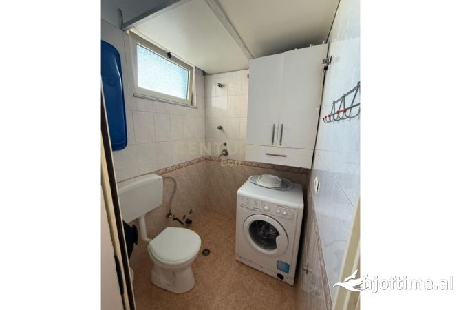 Shtepi ne shitje Apartament ne Durres, 2+1, Mobilimi E mobiluar, Pagesa 116,000  Euro.