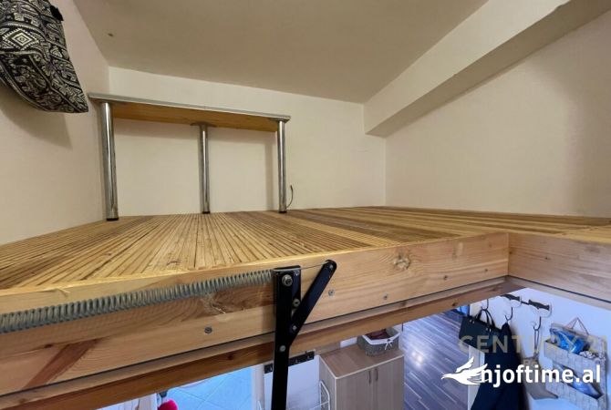 Shtepi ne shitje Apartament ne Durres, 3+1, Mobilimi E mobiluar, Pagesa 129,000  Euro.