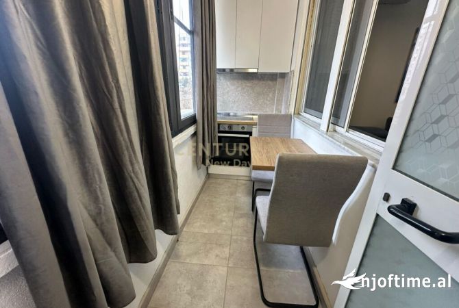 Shtepi ne shitje Apartament ne Durres, 2+1, Mobilimi E mobiluar, Pagesa 145,000  Euro.