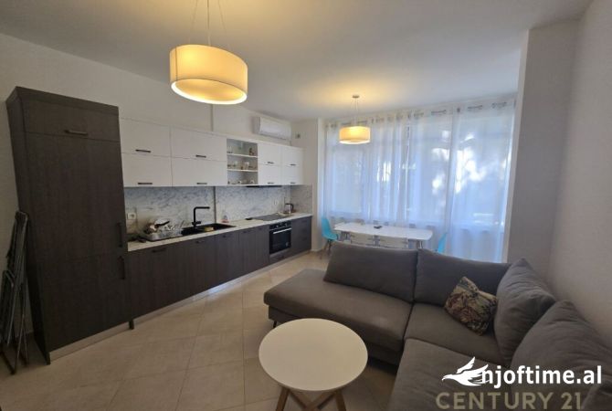 Shtepi ne shitje Apartament ne Durres, 2+1, Mobilimi E mobiluar, Pagesa 205,000  Euro.