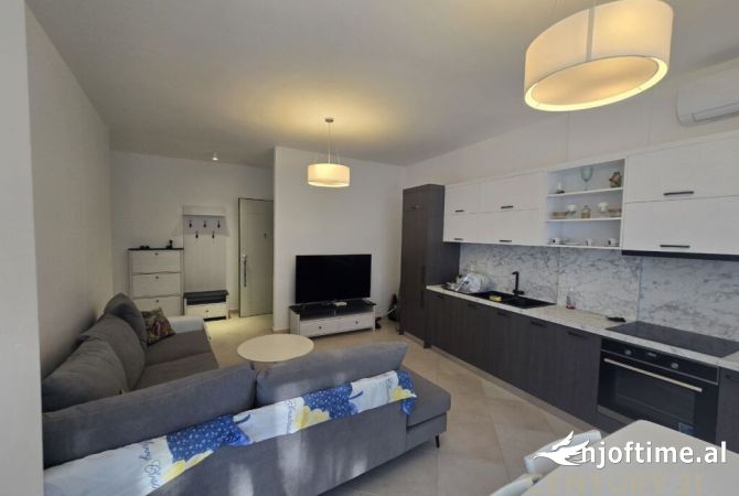 Shtepi ne shitje Apartament ne Durres, 2+1, Mobilimi E mobiluar, Pagesa 205,000  Euro.