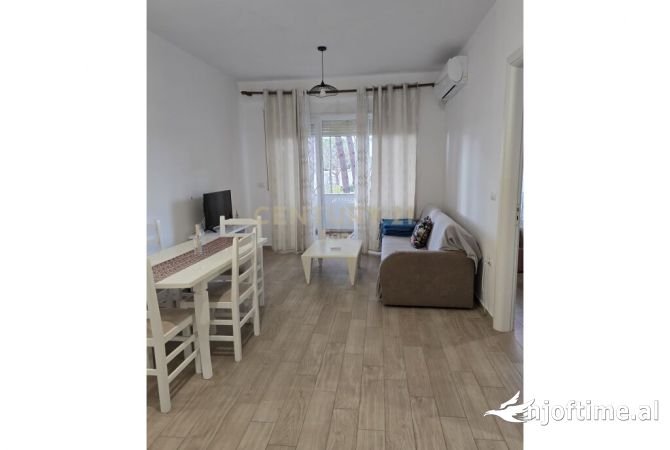 Shtepi ne shitje Apartament ne Durres, 2+1, Mobilimi E mobiluar, Pagesa 178,000  Euro.