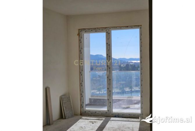 Shtepi ne shitje Apartament ne Durres, 1+1, Mobilimi Bosh, pa mobiluar, Pagesa 125,000  Euro.