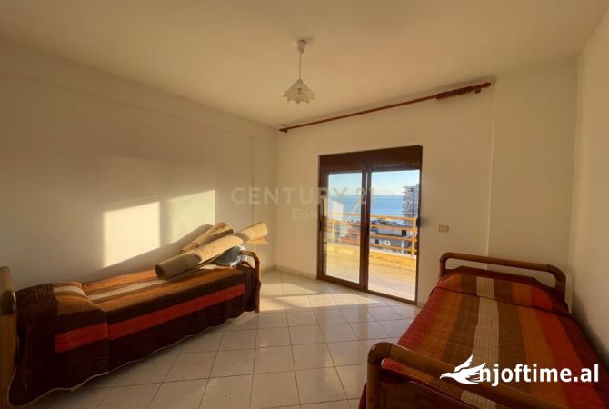 Shtepi ne shitje Apartament ne Durres, 2+1, Mobilimi Pjeserisht e mobiluar, Pagesa 118,000  Euro.