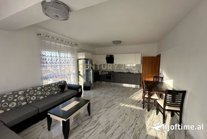 Shtepi ne shitje Apartament ne Durres, 2+1, Mobilimi E mobiluar, Pagesa 150,000  Euro.
