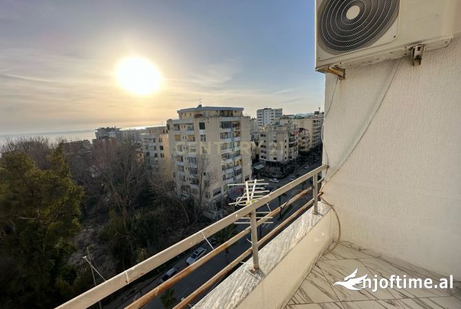 Shtepi ne shitje Apartament ne Durres, 2+1, Mobilimi E mobiluar, Pagesa 150,000  Euro.