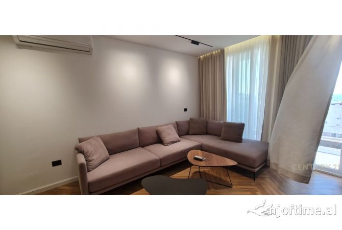Shtepi ne shitje 1+1 ne Durres - 180,000 Euro