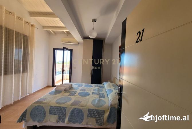 Ambiente Commerciale in Vendita 5+1 a Durazzo - 530,000 Euro