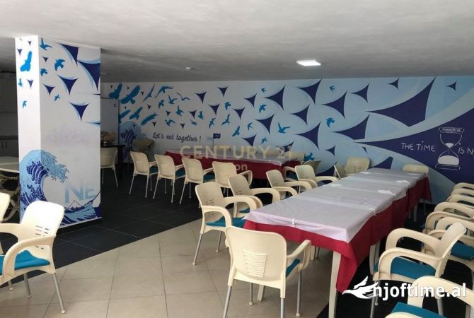 Ambiente Commerciale in Vendita 3+1 a Durazzo - 1,200,000 Euro