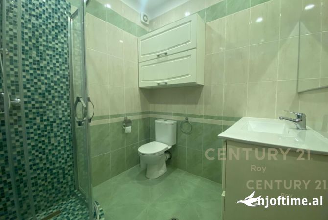 Shtepi ne shitje Apartament ne Durres, 2+1, Mobilimi E mobiluar, Pagesa 135,000  Euro.