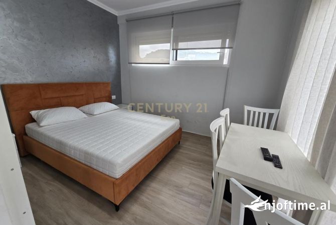 Shtepi ne shitje Apartament ne Durres, 6+1, Mobilimi E mobiluar, Pagesa 622,000  Euro.