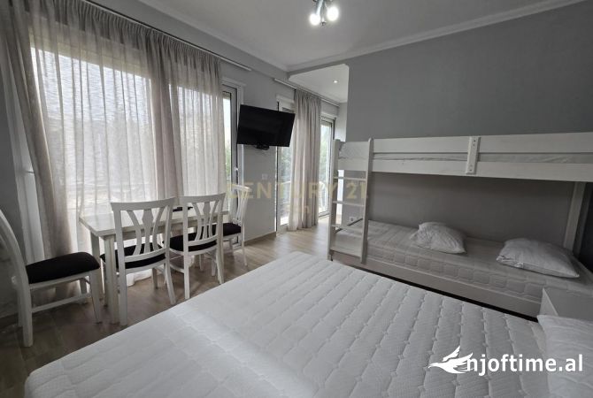 Shtepi ne shitje Apartament ne Durres, 6+1, Mobilimi E mobiluar, Pagesa 622,000  Euro.