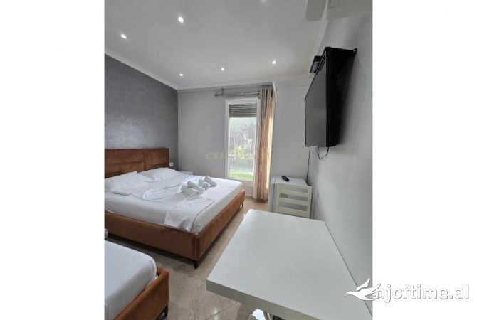 Shtepi ne shitje Apartament ne Durres, Garsoniere, Mobilimi E mobiluar, Pagesa 75,000  Euro.