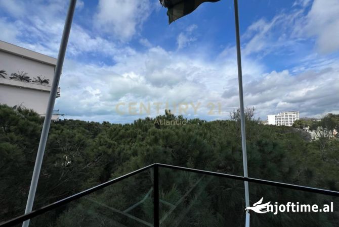 Shtepi ne shitje Apartament ne Durres, 2+1, Mobilimi Pjeserisht e mobiluar, Pagesa 135,000  Euro.