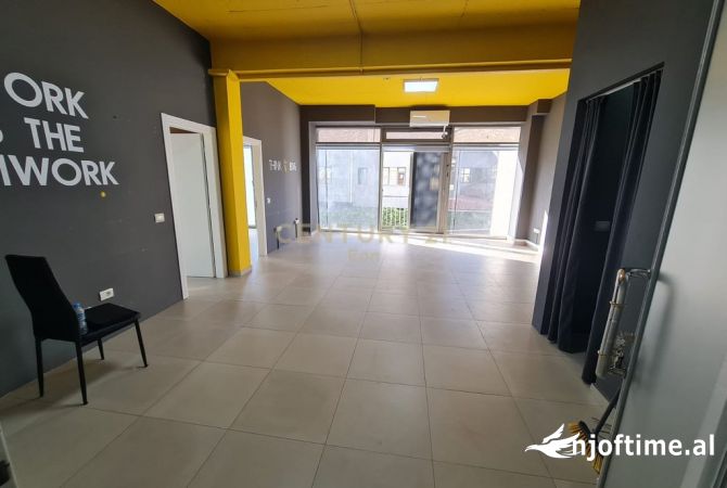 Business Property in Sale 3+1 in Durres - 200,000 Euro