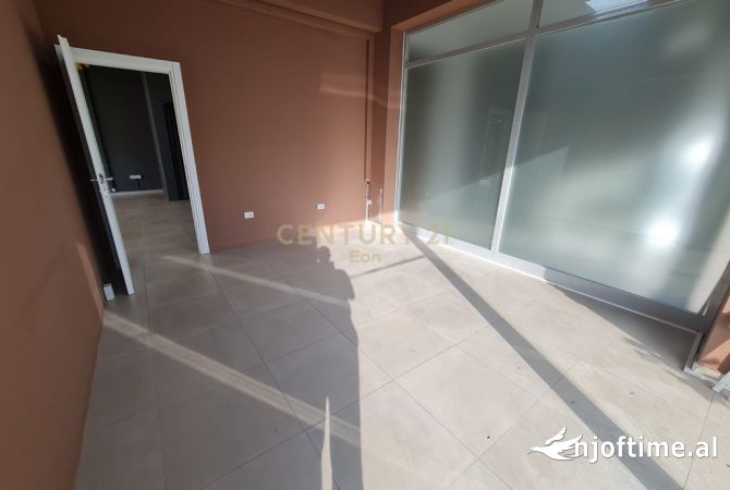 Shitet Hapesire Biznesi ne Durres, "Port View" 200,000 Euro