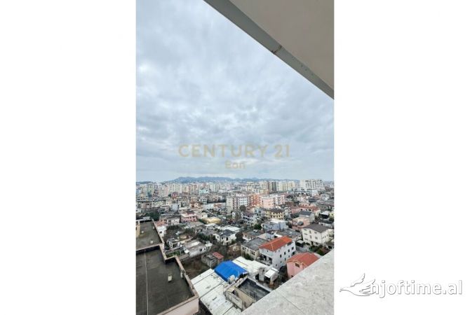 Shtepi ne shitje Apartament ne Durres, 2+1, Mobilimi Bosh, pa mobiluar, Pagesa 130,000  Euro.