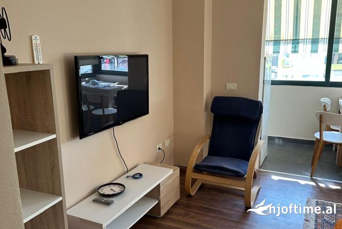 Shtepi me qera 1+1 ne Tirane - 280 Euro