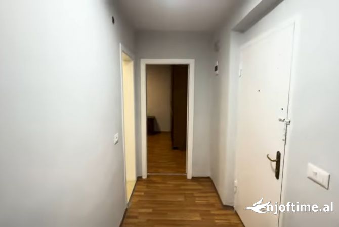 Shtepi me qera 1+1 ne Tirane - 450 Euro