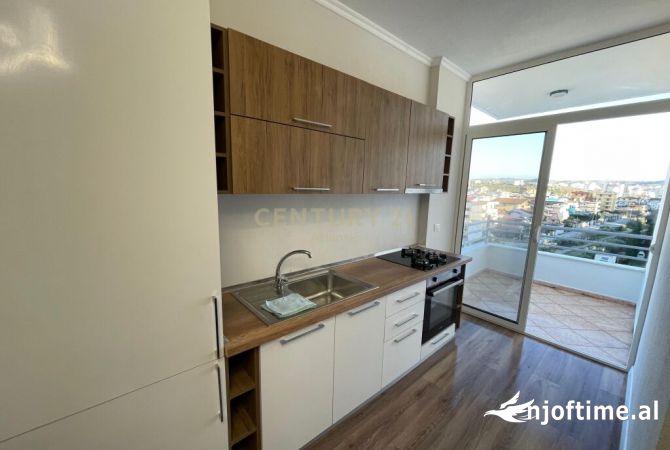 Shtepi ne shitje Apartament ne Durres, 2+1, Mobilimi E mobiluar, Pagesa 111,000  Euro.