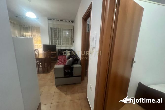 Shtepi ne shitje Apartament ne Durres, 2+1, Mobilimi E mobiluar, Pagesa 85,000  Euro.