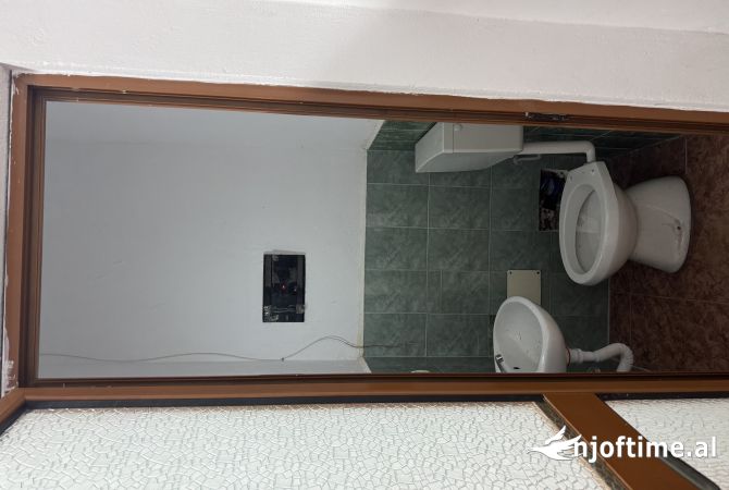 Ambient biznesi me qera 3+1 ne Tirane - 150 Euro