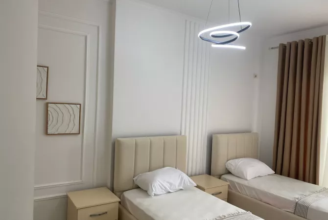 Shtepi me qera 1+1 ne Tirane - 35,000 Leke
