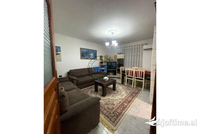 Shtepi ne shitje Apartament ne Durres, 1+1, Mobilimi E mobiluar, Pagesa 65,000  Euro.