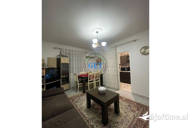 Shtepi ne shitje Apartament ne Durres, 1+1, Mobilimi E mobiluar, Pagesa 65,000  Euro.