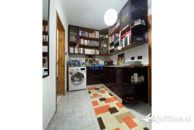 Shtepi ne shitje Apartament ne Durres, 1+1, Mobilimi E mobiluar, Pagesa 65,000  Euro.