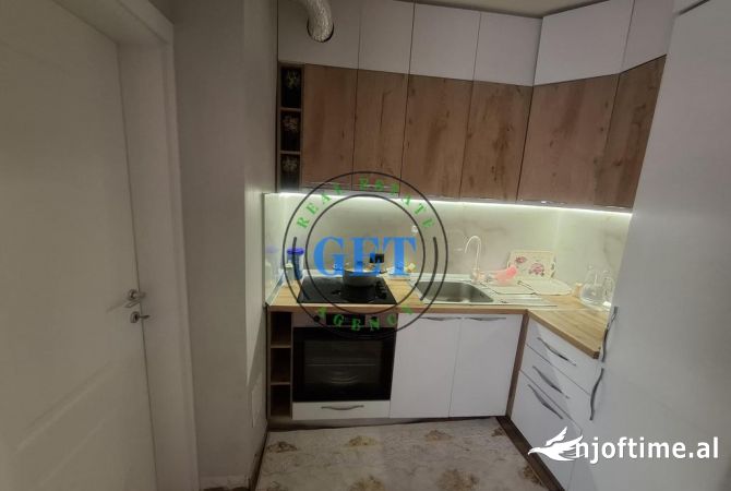 Shtepi ne shitje Apartament ne Durres, 2+1, Mobilimi E mobiluar, Pagesa 83,000  Euro.