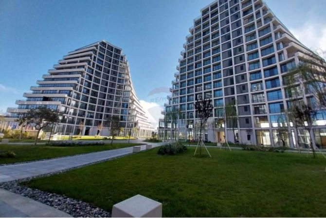 Business Property for Rent 1+1 in Tirana - 1,600 Euro