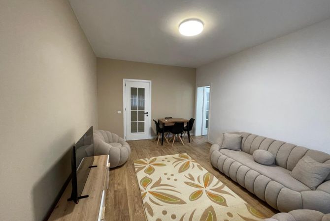 Shtepi me qera 2+1 ne Tirane - 750 Euro