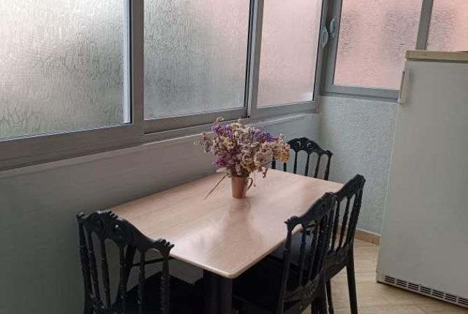 Shtepi me qera Apartament ne Tirane, 2+1, Mobilimi E mobiluar, Pagesa 65,000  Leke.