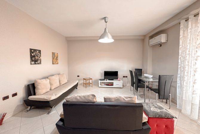 Shtepi me qera Apartament ne Tirane, 2+1, Mobilimi E mobiluar, Pagesa 600  Euro.