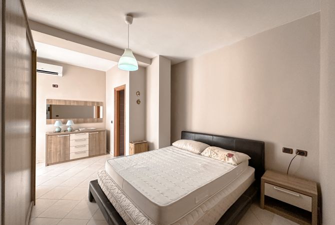 Shtepi me qera Apartament ne Tirane, 2+1, Mobilimi E mobiluar, Pagesa 600  Euro.